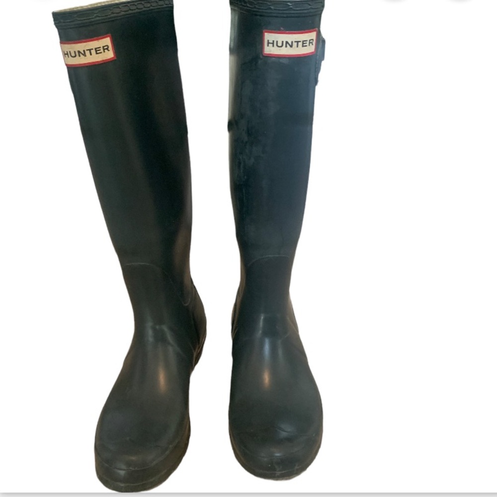 Tall rain boots 🌧️